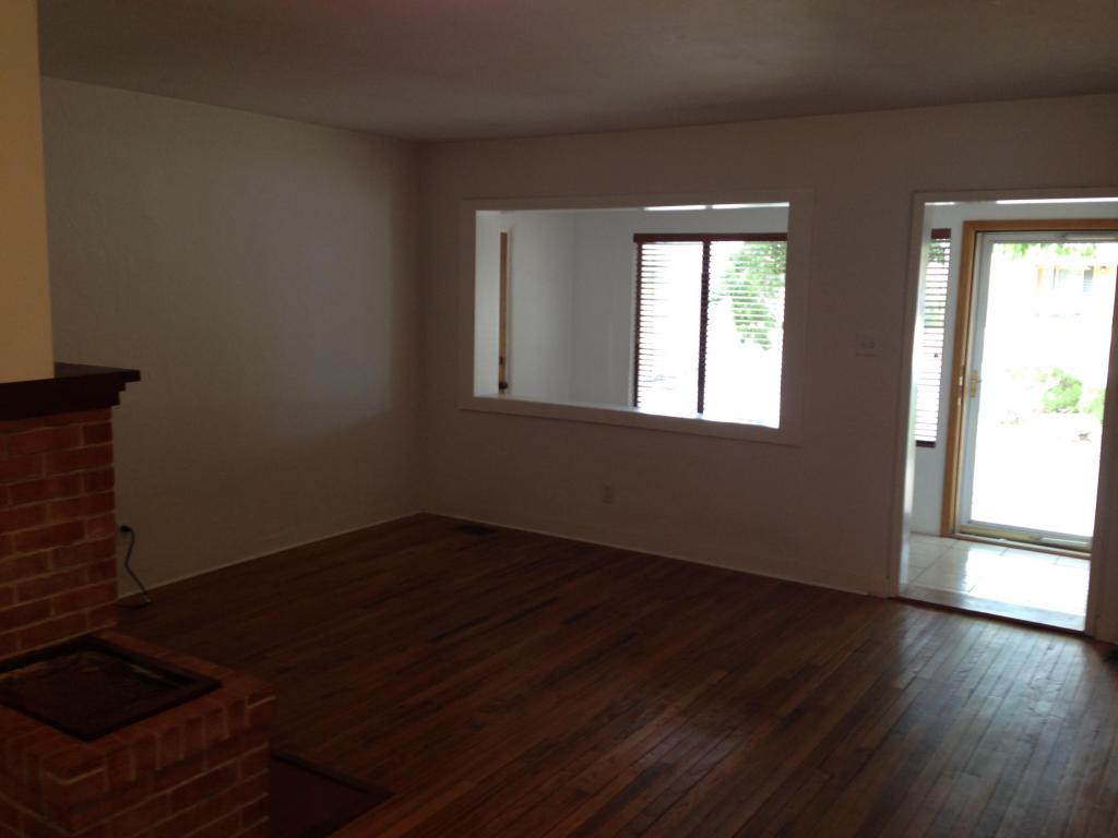 1137 Princeton Drive NE, Albuquerque, NM 87106