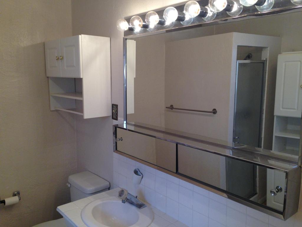1137 Princeton Drive NE, Albuquerque, NM 87106