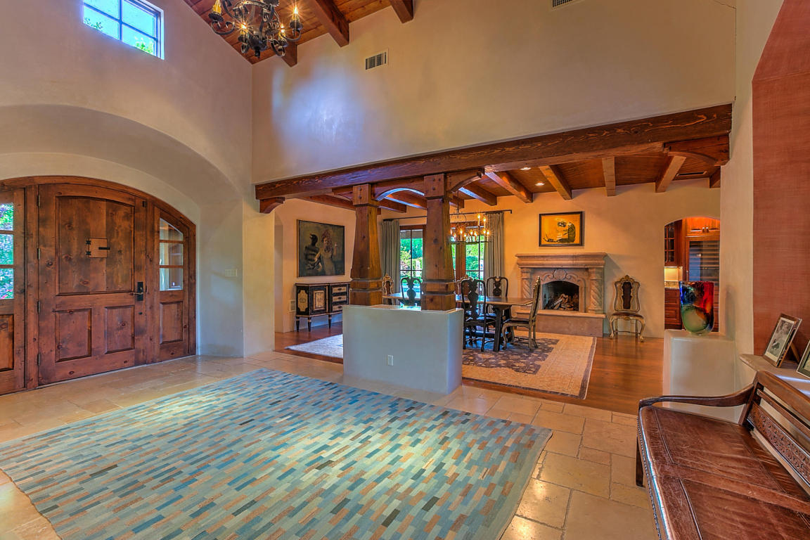 2000 Los Poblanos Place NW, Los Ranchos, NM 87107