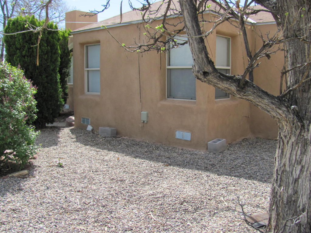 2800 Candelaria Road NW, Albuquerque, NM 87107