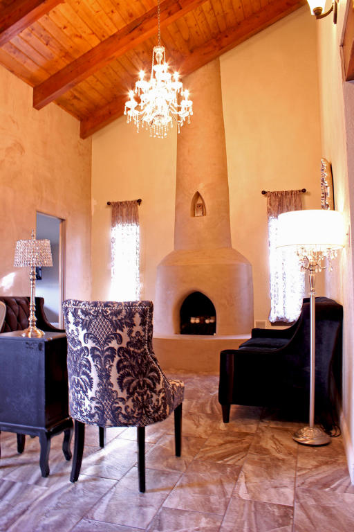 1714 Camino Gallo NW, Albuquerque, NM 87107