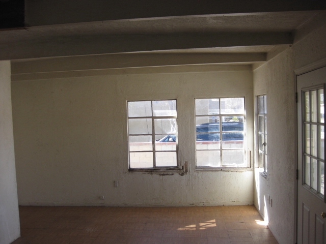 912 Palo Duro Ave NWAlbuquerque, NM, 87107Bernalillo County
