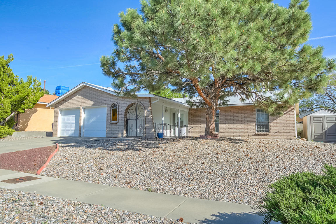 7532 Capulin Road NE, Albuquerque, NM 87109