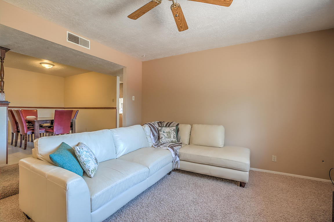 7532 Capulin Road NE, Albuquerque, NM 87109