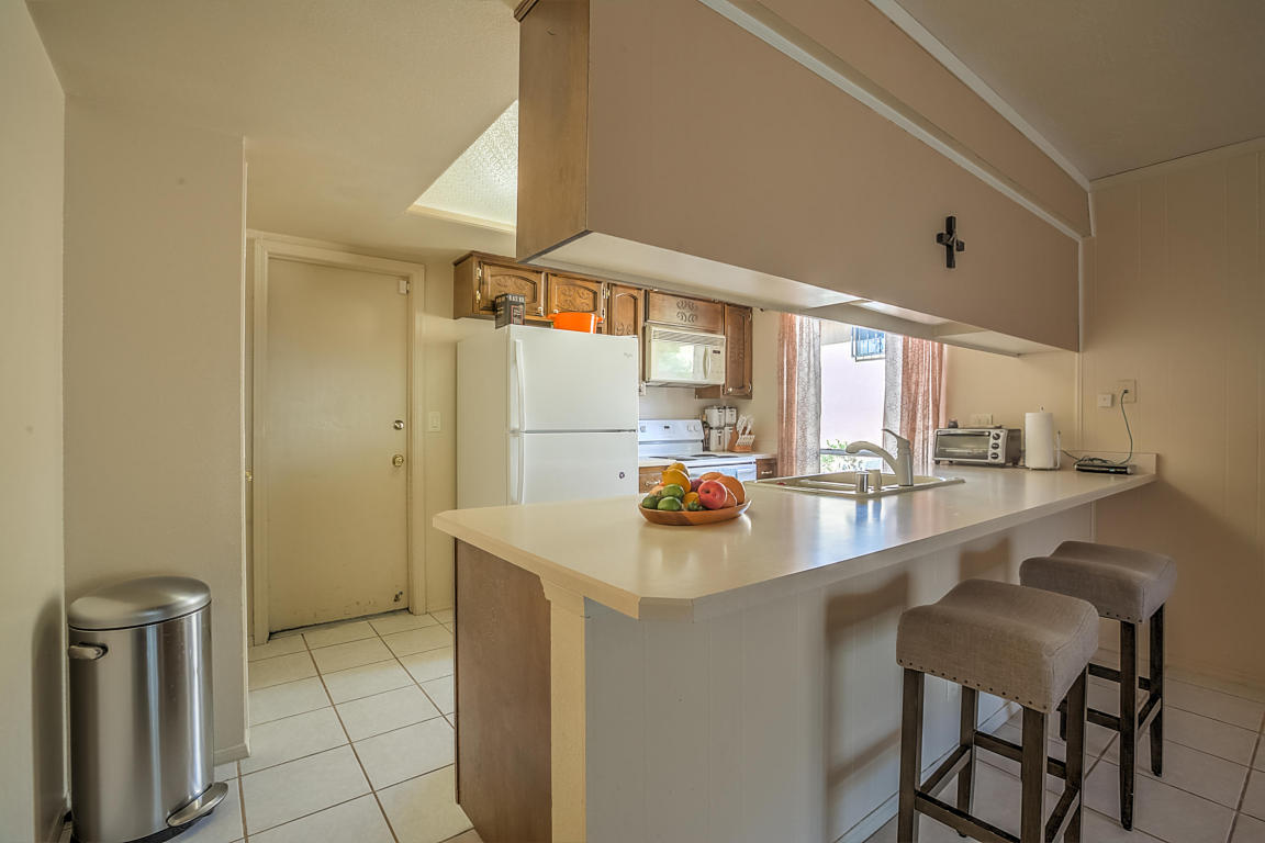 7532 Capulin Road NE, Albuquerque, NM 87109