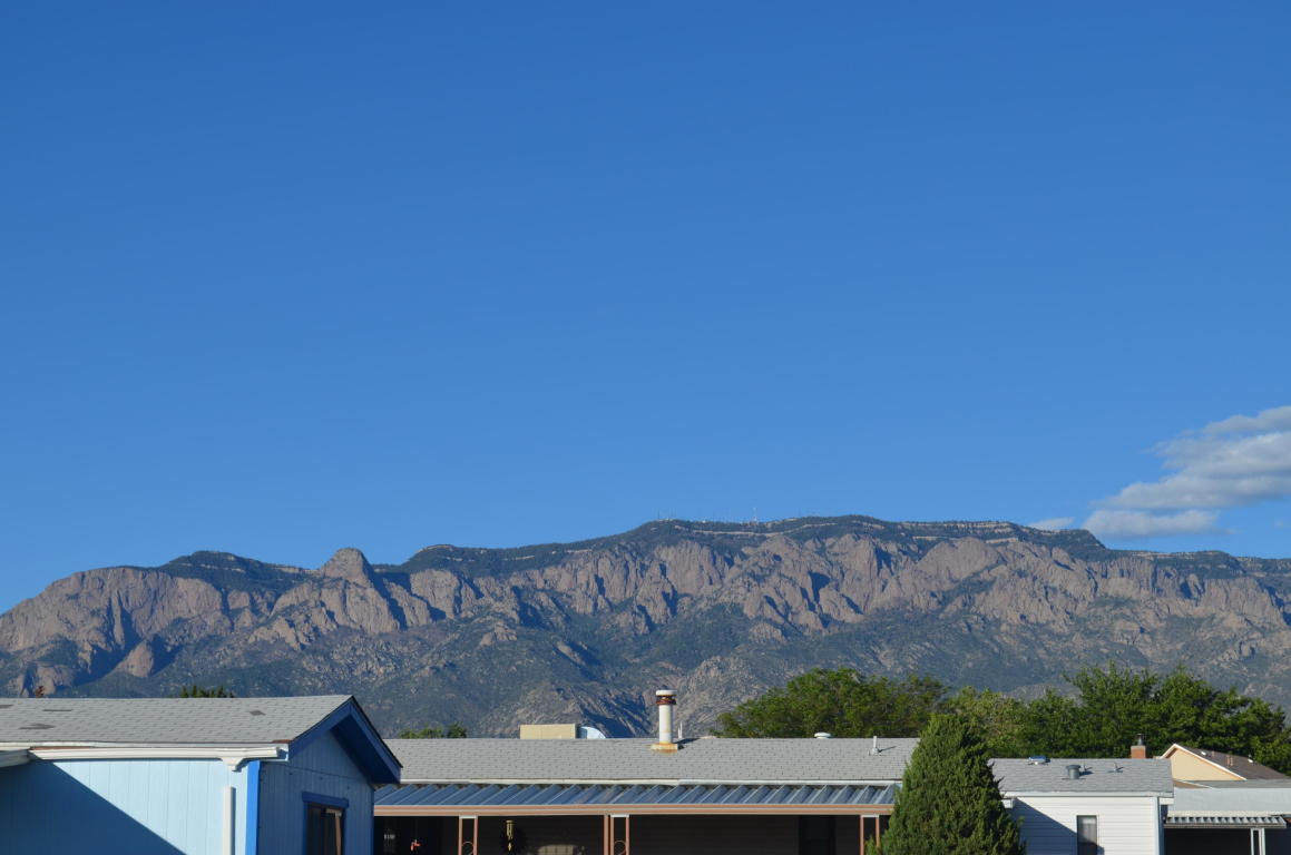 7208 Savage Drive NE, Albuquerque, NM 87109