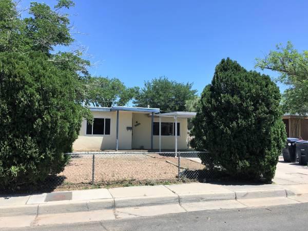 2732 Aliso Drive NE, Albuquerque, NM 87110