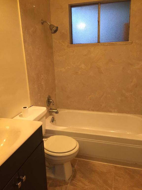 3221 Morris Avenue NE, Albuquerque, NM 87111