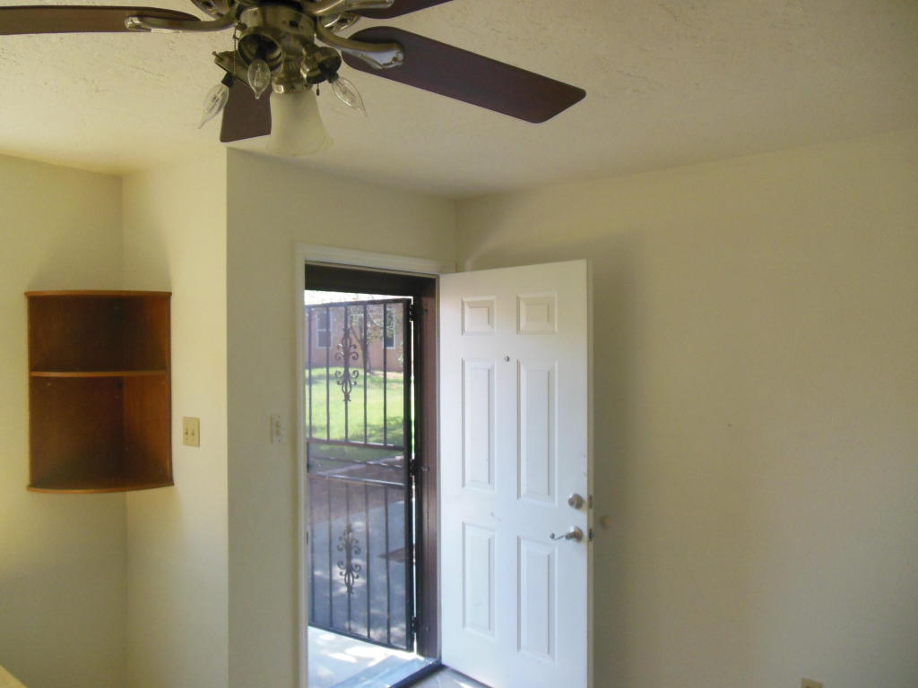 12333 Mountain Road NE, Albuquerque, NM 87112