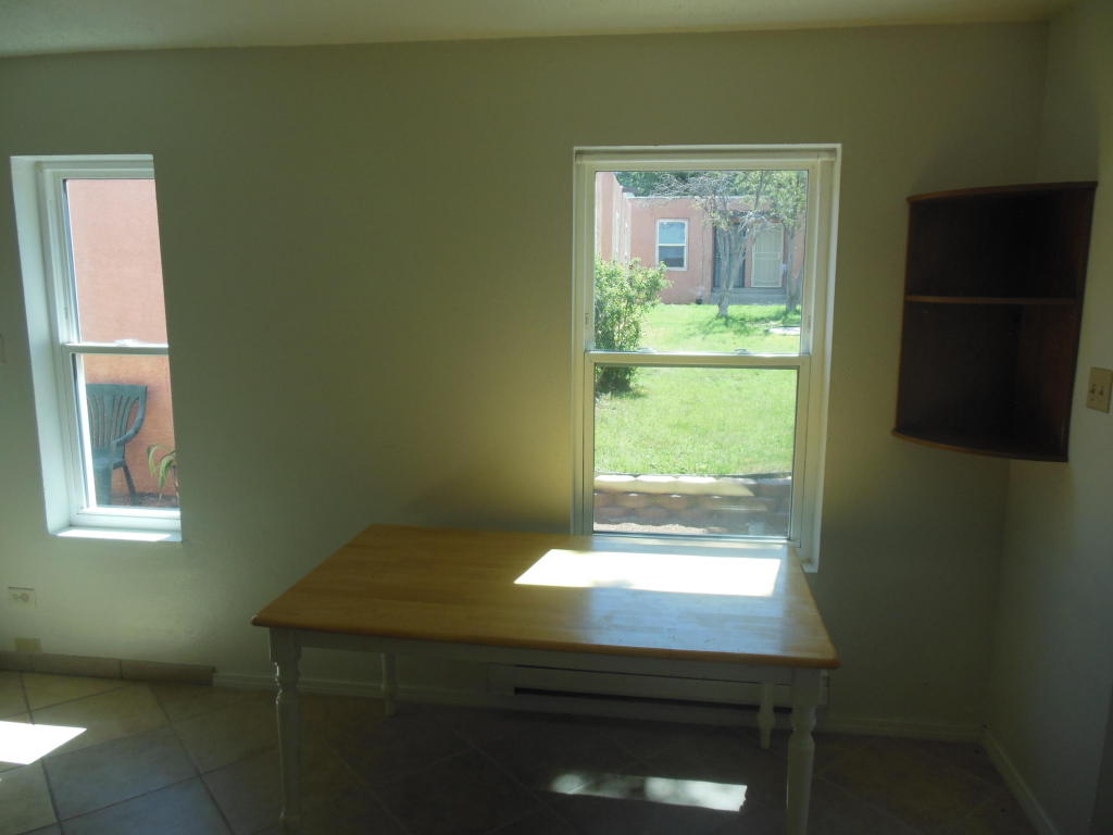 12333 Mountain Road NE, Albuquerque, NM 87112