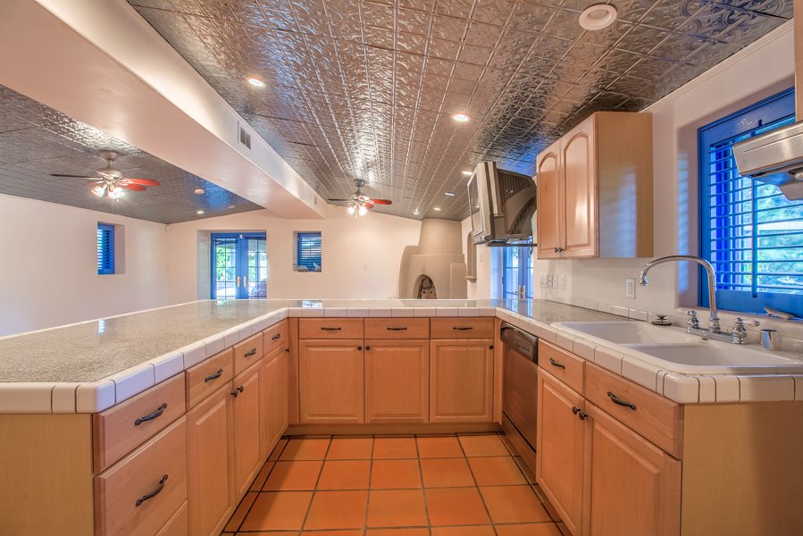 8635 Rio Grande Blvd, Albuquerque, NM 87114