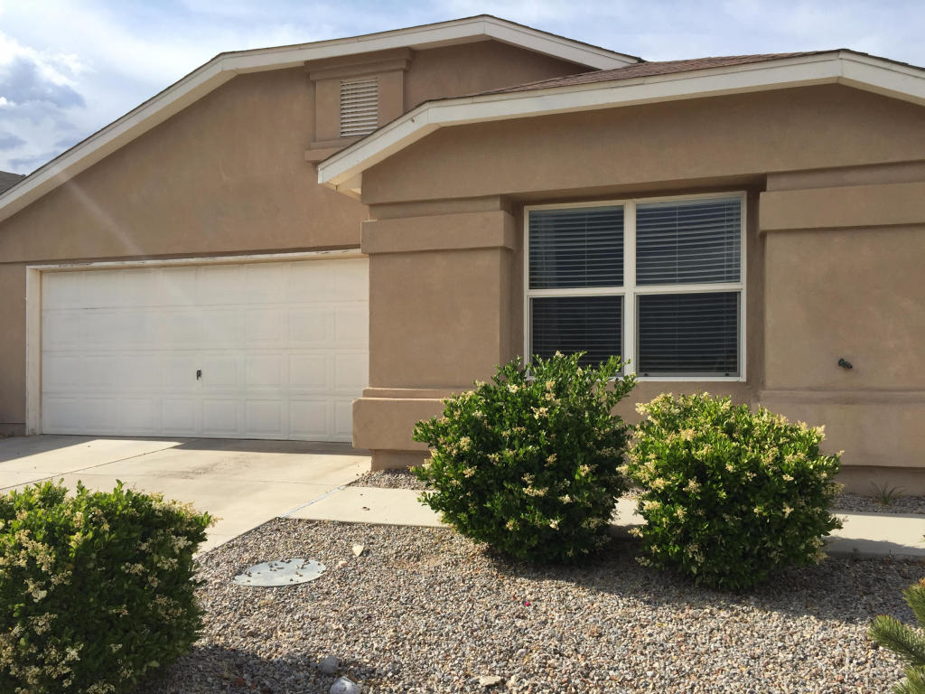 6003 Hemlock Avenue NW, Albuquerque, NM 87114