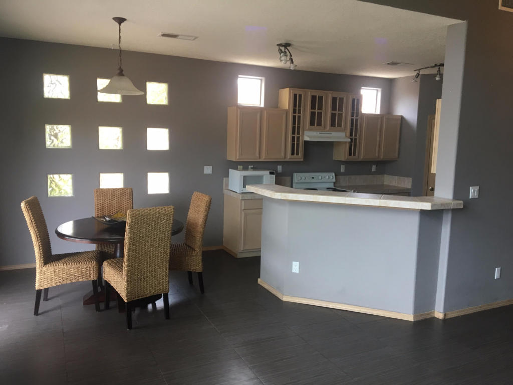 4212 Camelback Road NW, Albuquerque, NM 87114