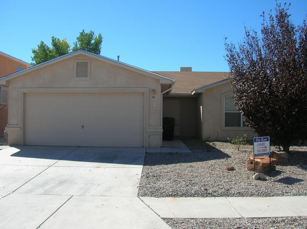 6104 Sunray Road NW, Albuquerque, NM 87120