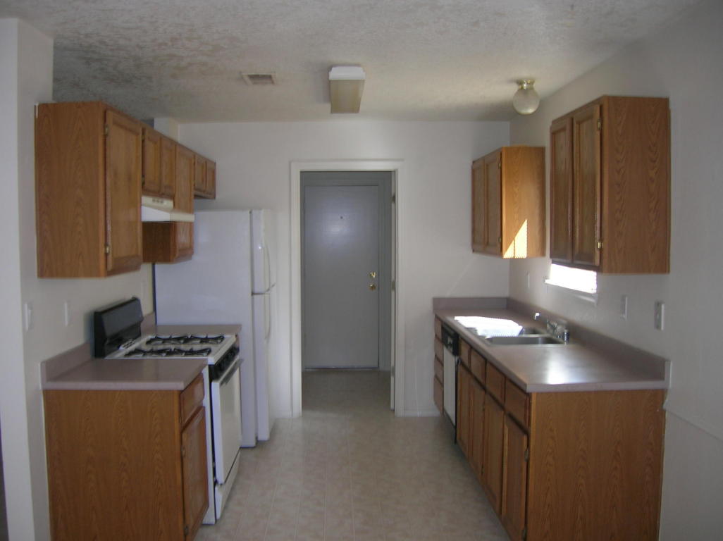 6104 Sunray Road NW, Albuquerque, NM 87120