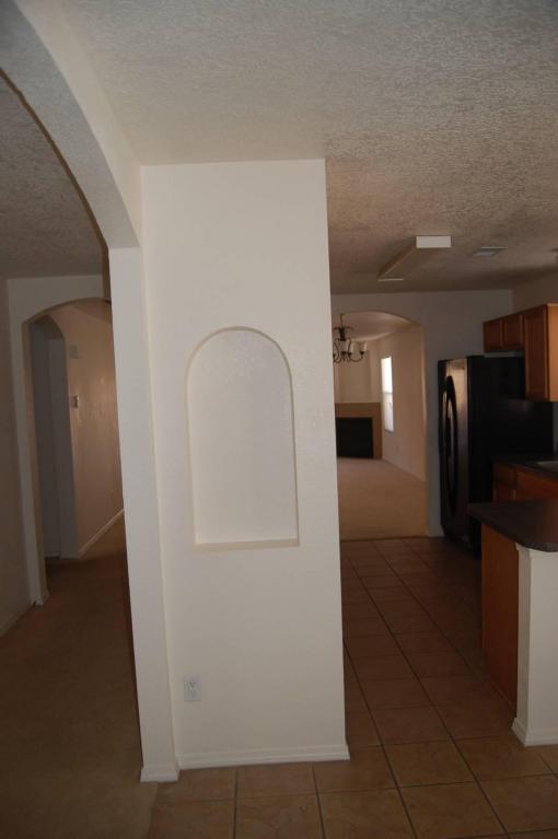 8431 Vista Penasco Avenue SW, Albuquerque, NM 87121