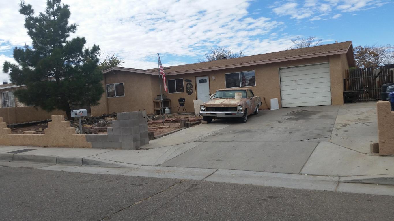 1160 Jenaro Street SW, Albuquerque, NM 87121
