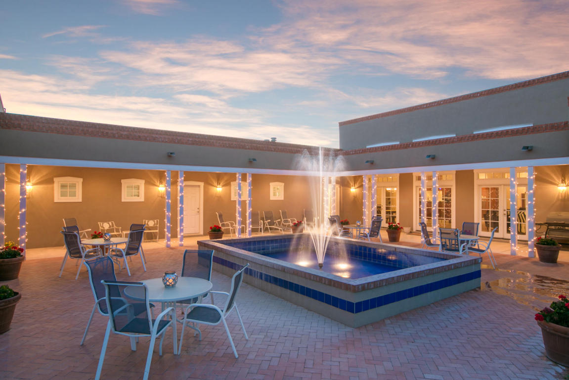 12104 Modesto Avenue NE, Albuquerque, NM 87122