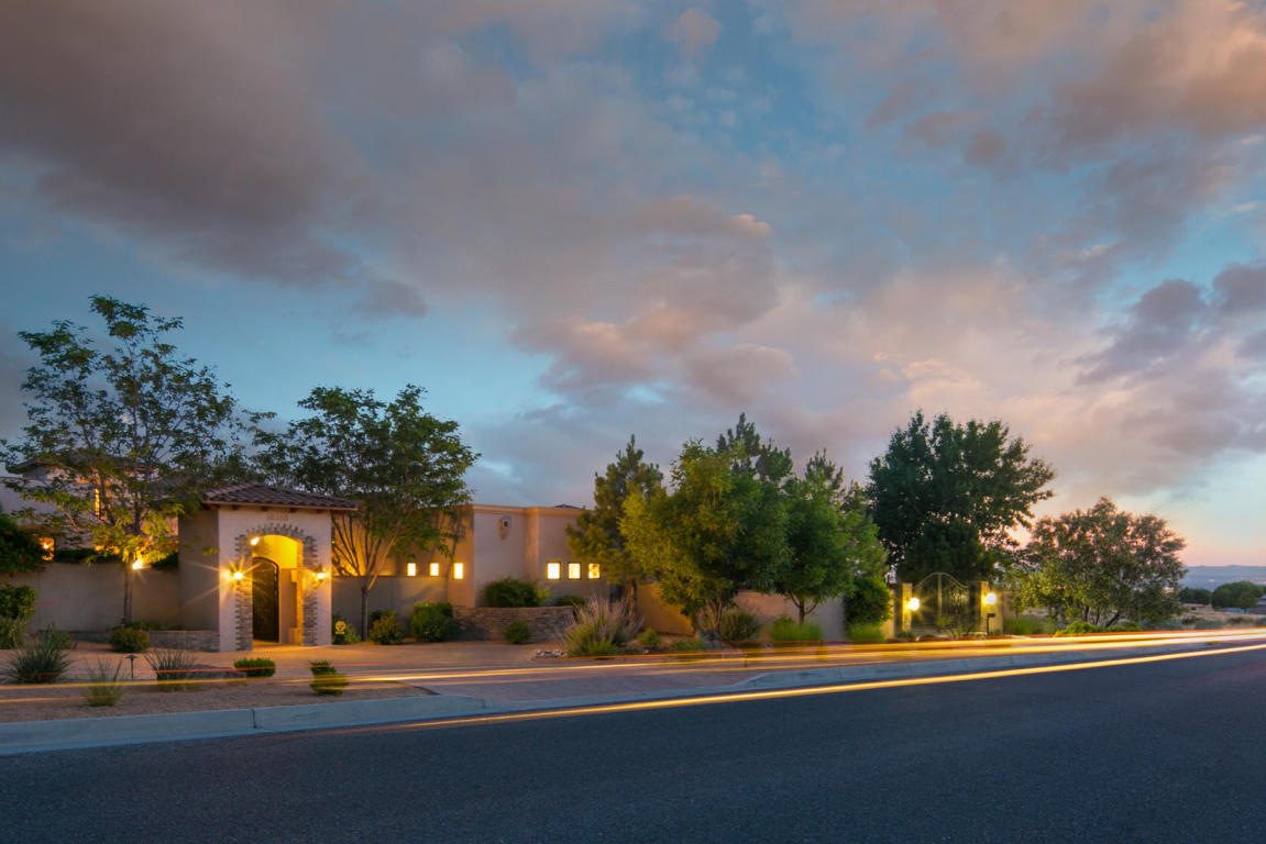 10210 San Francisco Road NE, Albuquerque, NM 87122