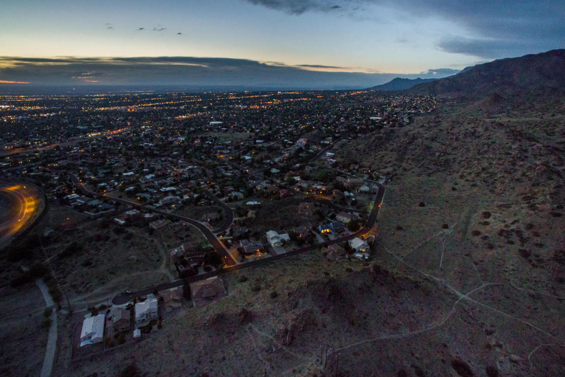 Camino de la Sierra lot 4 NE, Albuquerque, NM 87123