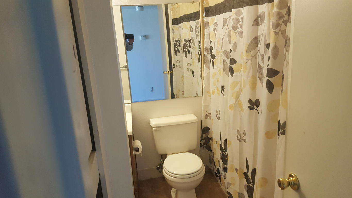 602 Lakeview Circle SE, Rio Rancho, NM 87124