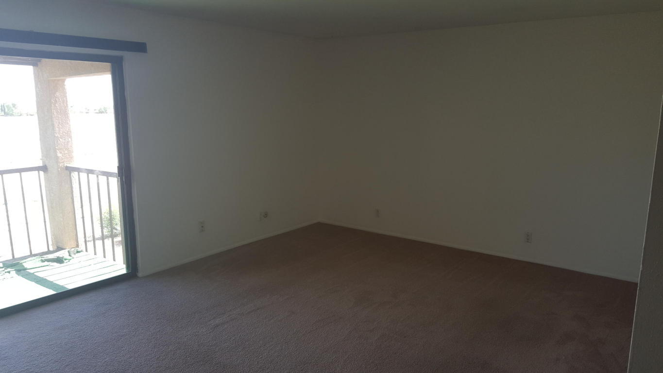 602 Lakeview Circle SE, Rio Rancho, NM 87124