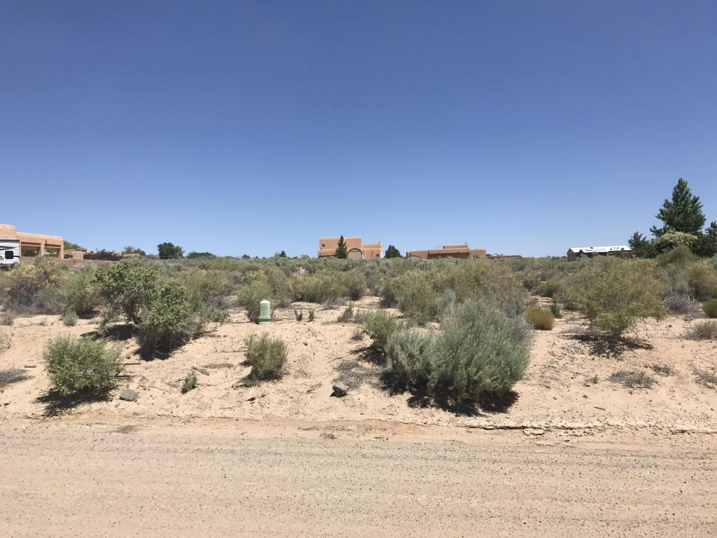 1561 17th Avenue SE, Rio Rancho, NM 87124