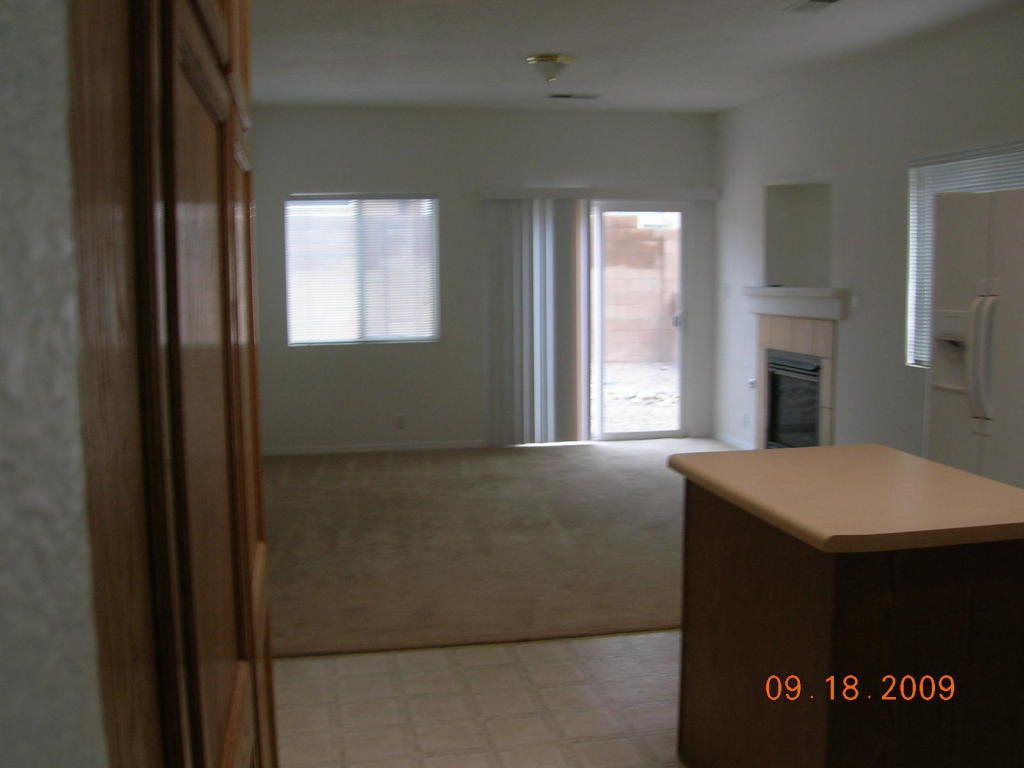 7083 Husky Drive NE, Rio Rancho, NM 87144