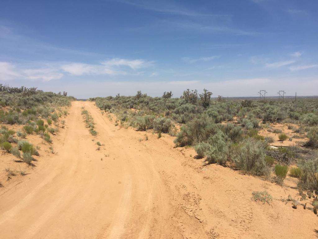 3913 Lookover Drive NE, Rio Rancho, NM 87144