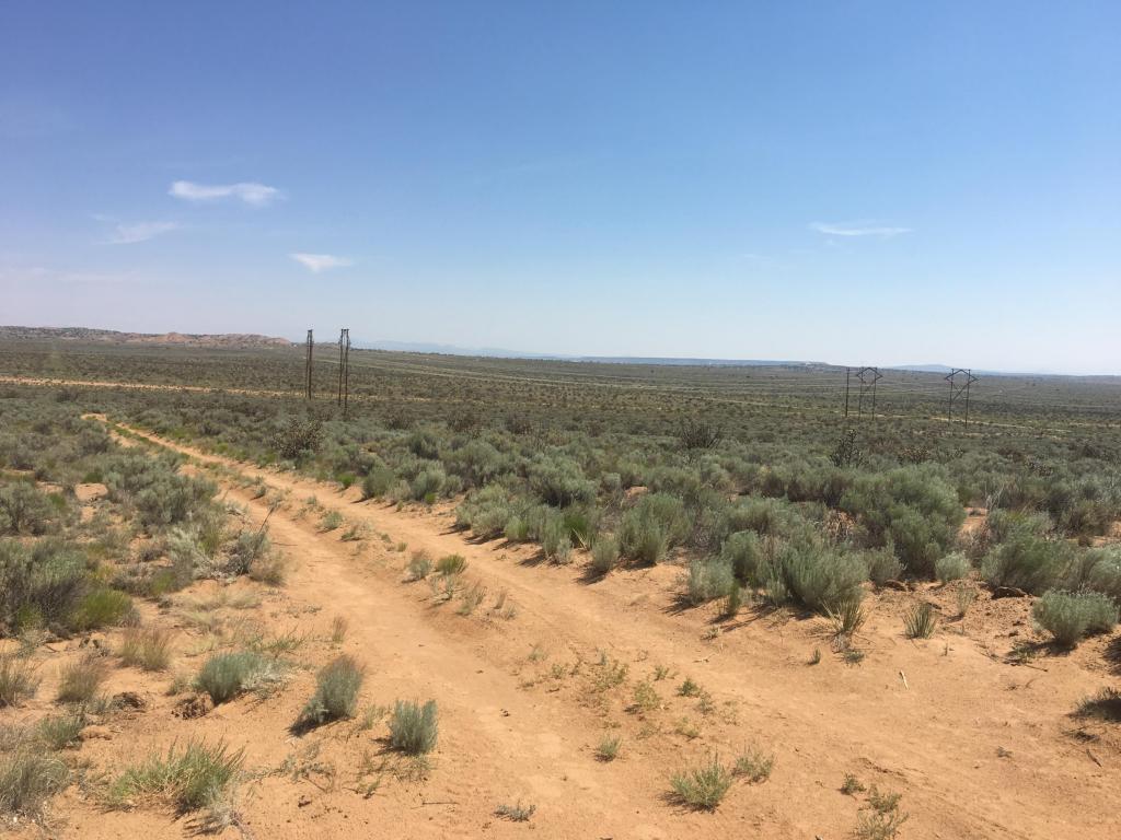 3913 Lookover Drive NE, Rio Rancho, NM 87144