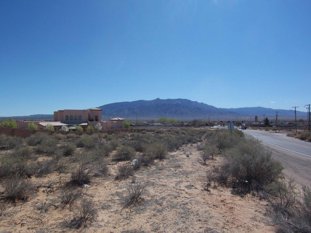 IRIS &amp; MONTERREY NE, Rio Rancho, NM 87144