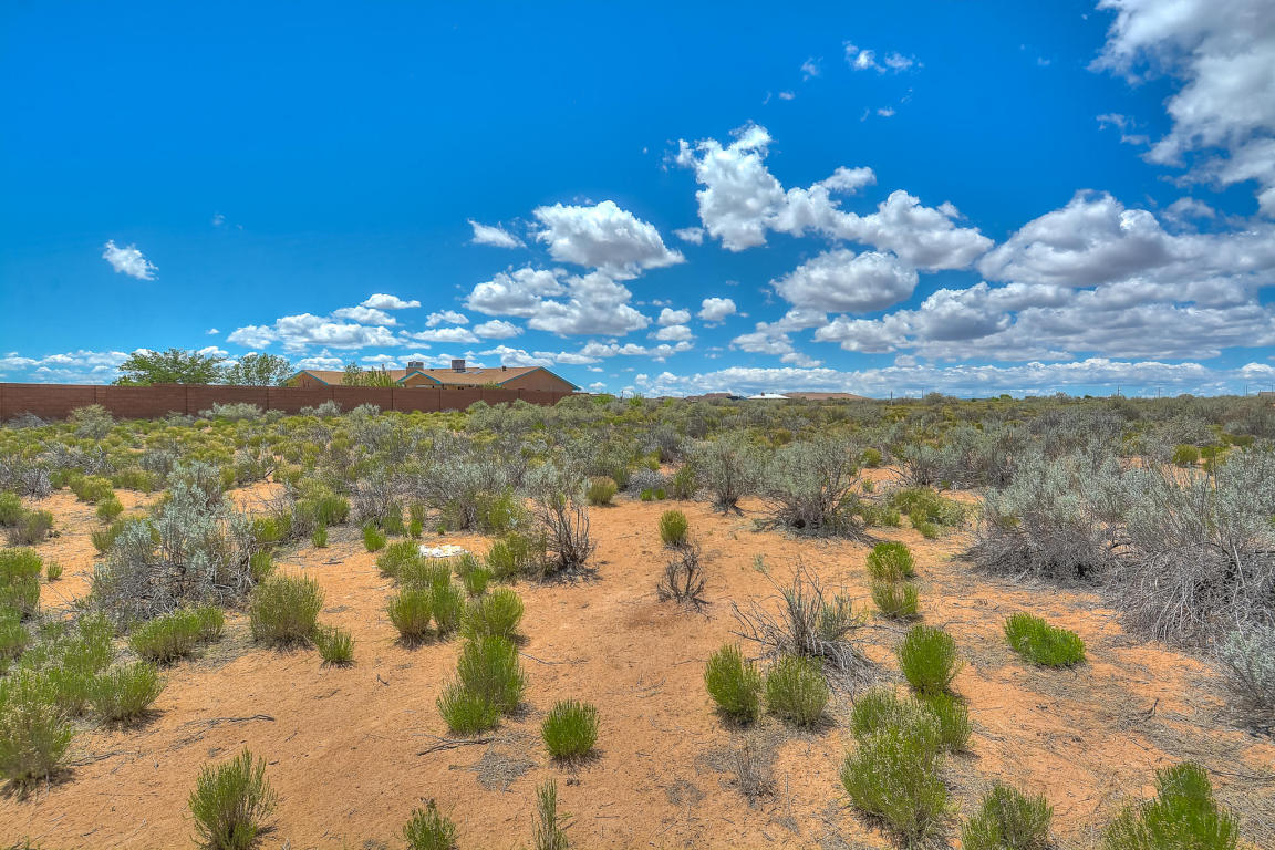 1800 Coulter Street NE, Rio Rancho, NM 87144
