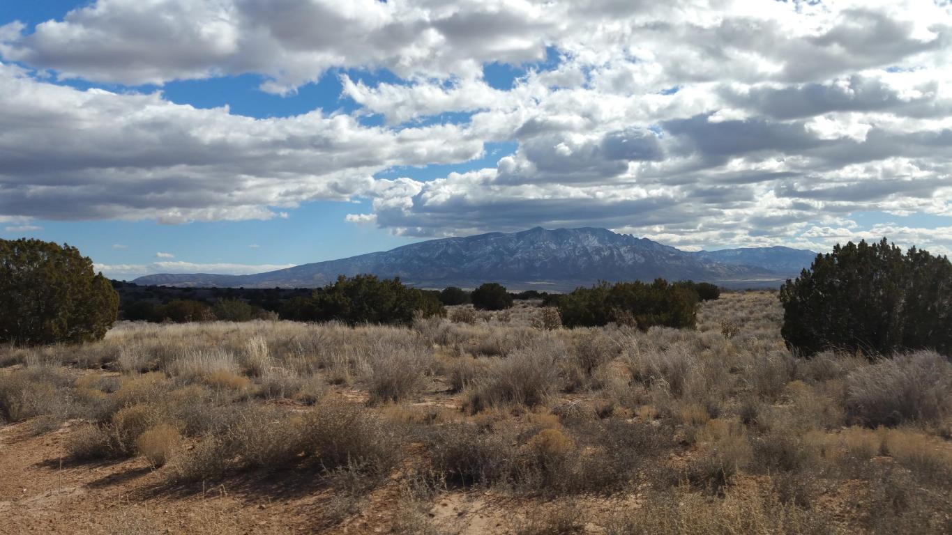 5008 Kennard Road NE, Rio Rancho, NM 87144