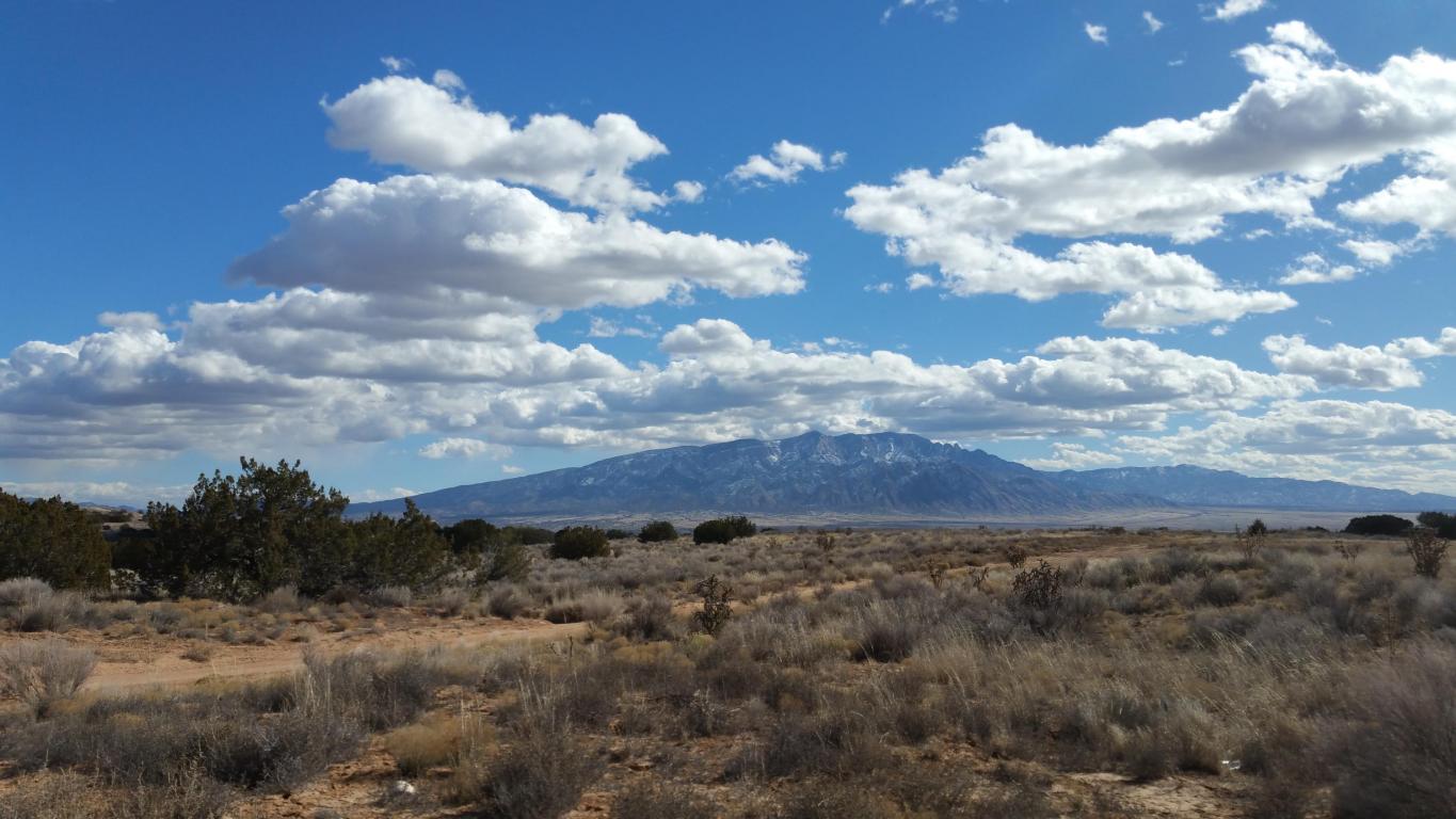 5008 Kennard Road NE, Rio Rancho, NM 87144