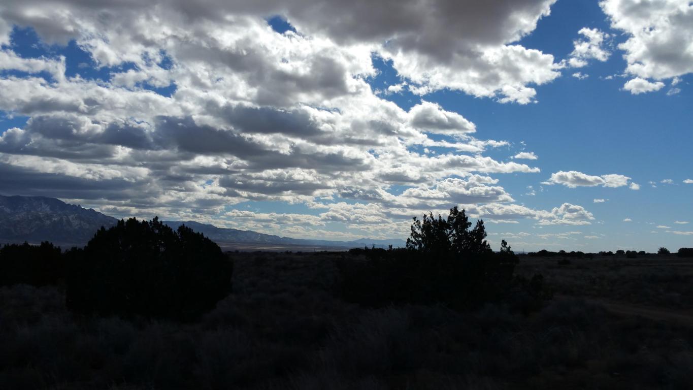 5008 Kennard Road NE, Rio Rancho, NM 87144