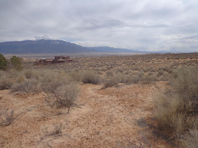 6200 La Paz NE, Rio Rancho, NM 87144