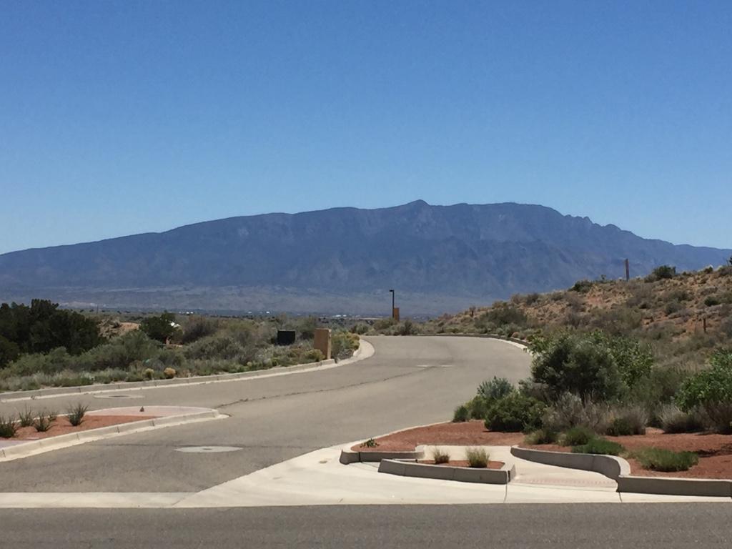 2303 Desert Zinnia Road NE, Rio Rancho, NM 87144