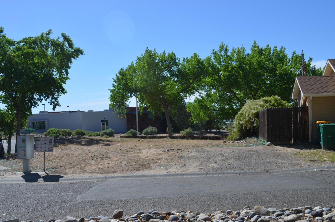 L1 B3RANCH Drive, Farmington, NM 87401