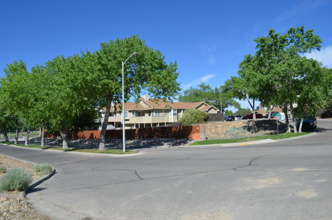 L1 B3RANCH Drive, Farmington, NM 87401