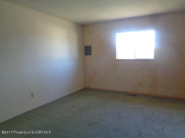 5309VALLEY VIEW Avenue, Farmington, NM 87402