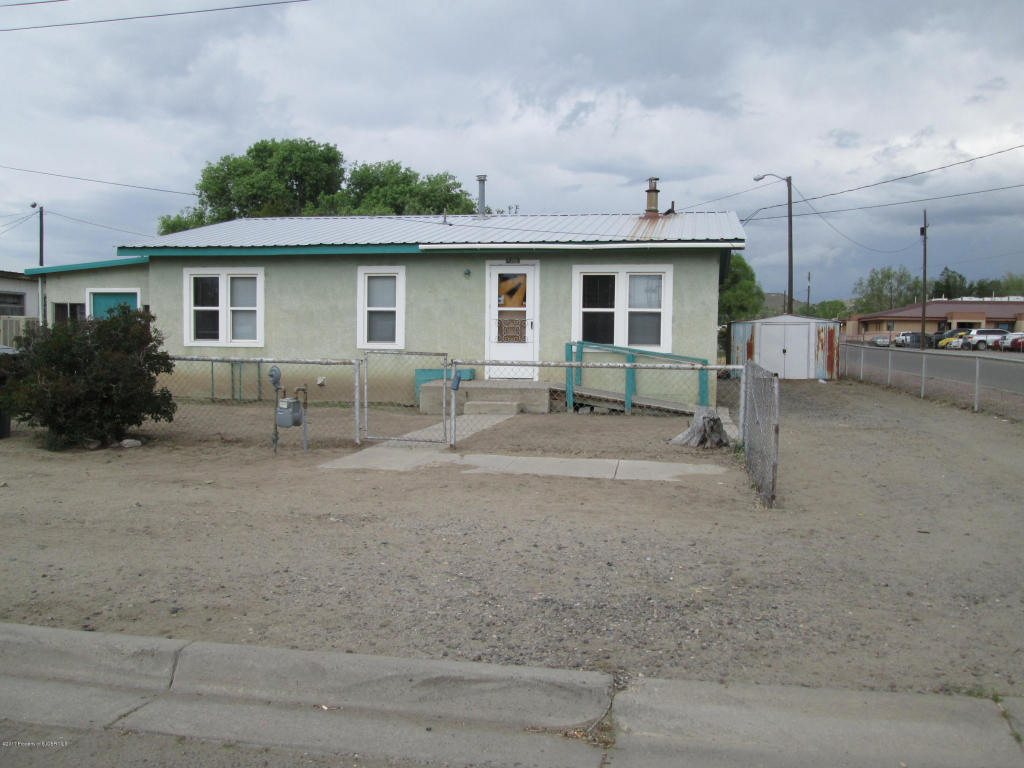 500 W SYCAMORE Avenue, Bloomfield, NM 87413