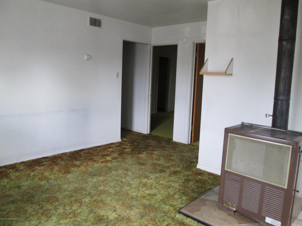 500 W SYCAMORE Avenue, Bloomfield, NM 87413