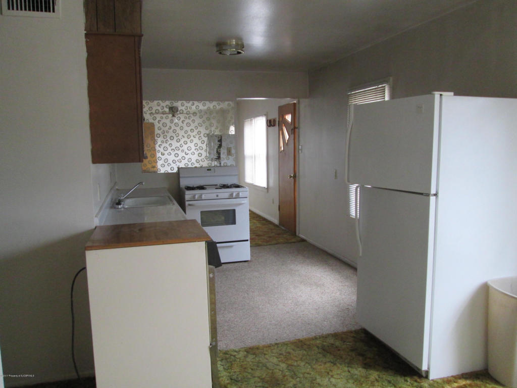 500 W SYCAMORE Avenue, Bloomfield, NM 87413