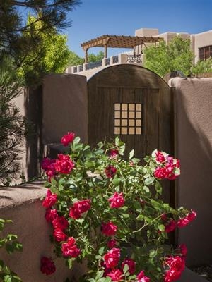 103 Catron Street, Santa Fe, NM 87501