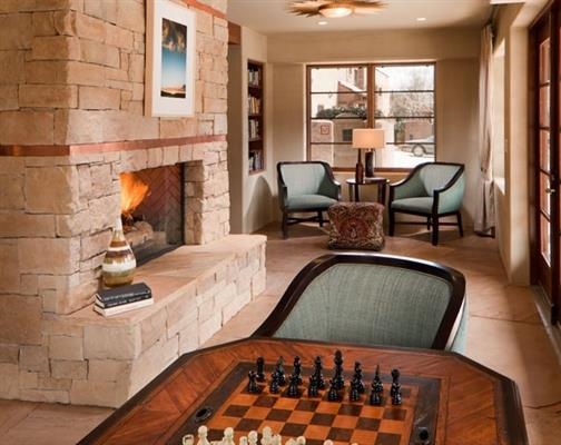 103 Catron Street, Santa Fe, NM 87501