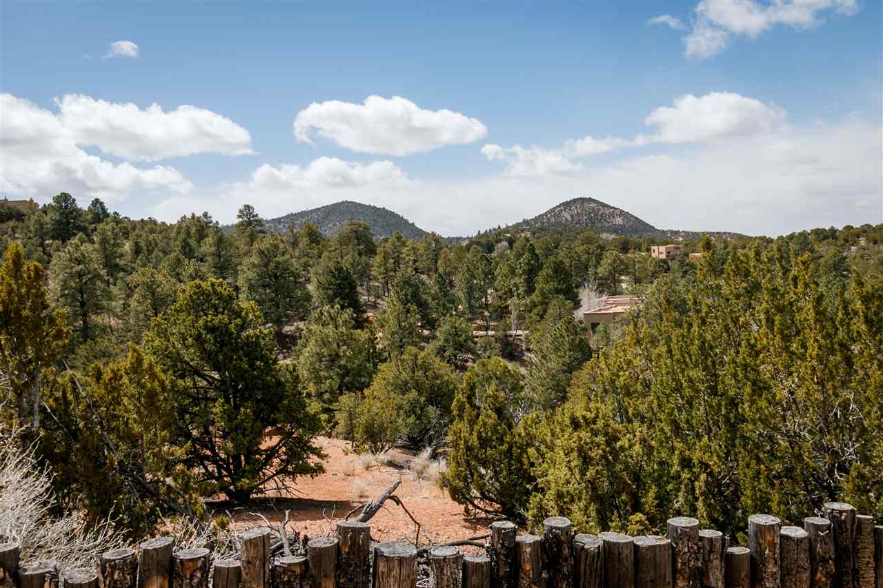 1631 Camino De Cruz Blanca, Santa Fe, NM 87505