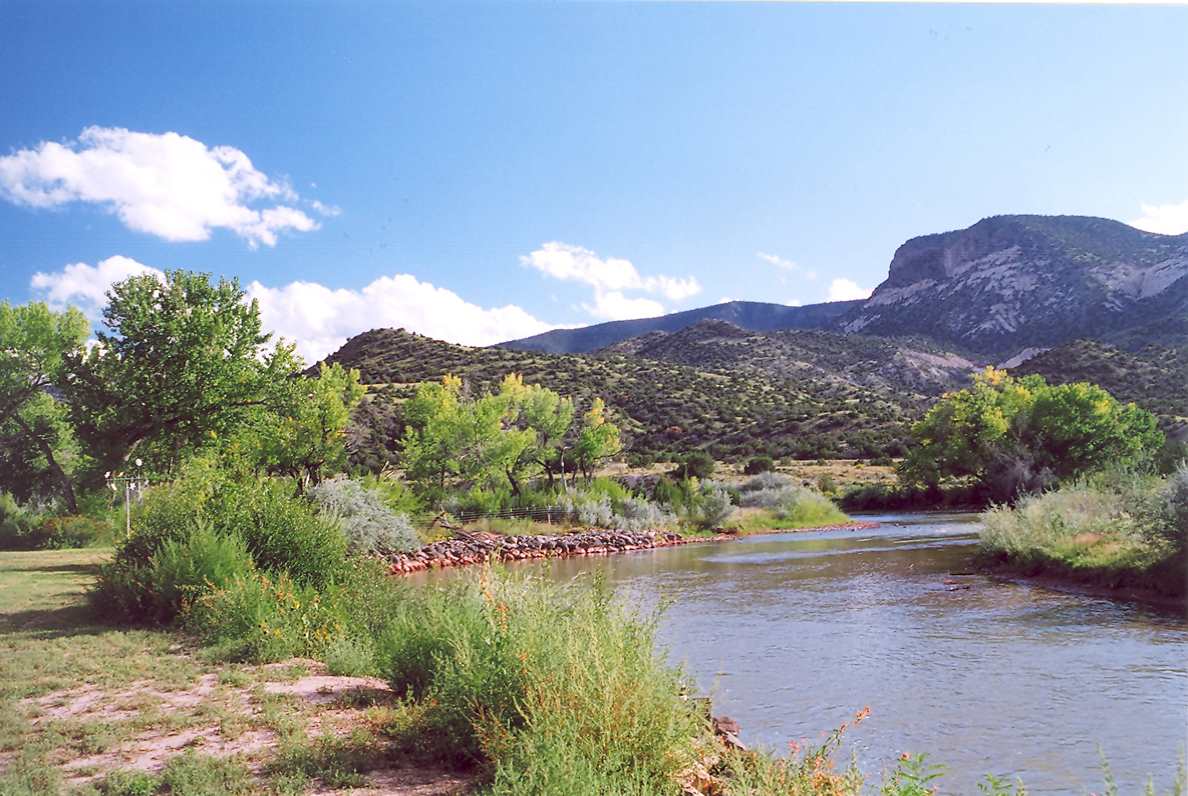 21547 Highway 84, Abiquiu, NM 87510