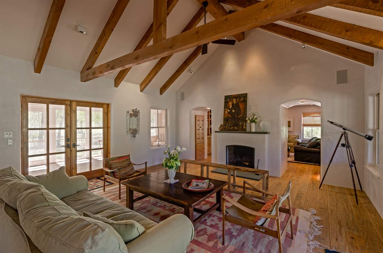 21547 Highway 84, Abiquiu, NM 87510
