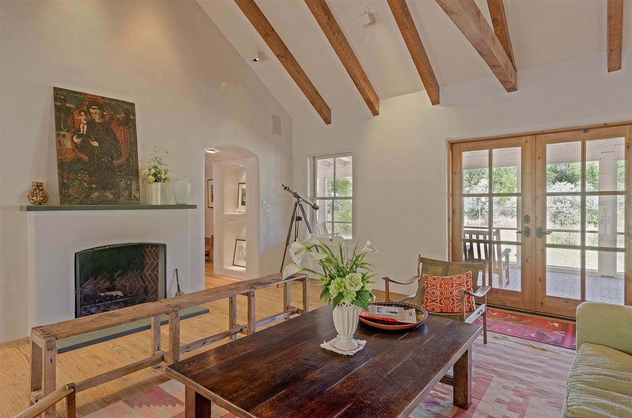 21547 Highway 84, Abiquiu, NM 87510