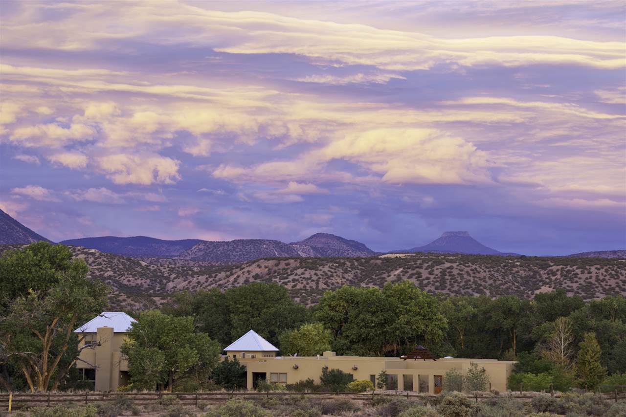 1023 County Road 142, Abiquiu, NM 87510